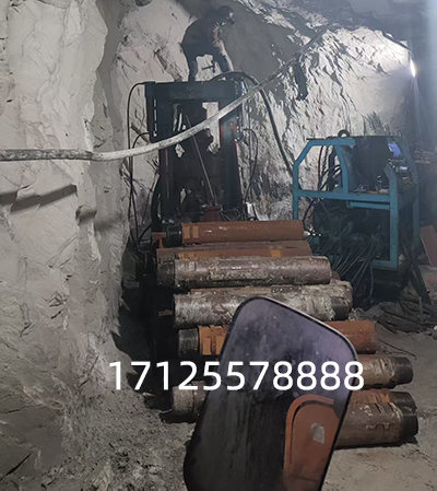 煤礦瓦斯抽排井2條施工現(xiàn)場 煤礦瓦斯抽排井2條施工現(xiàn)場